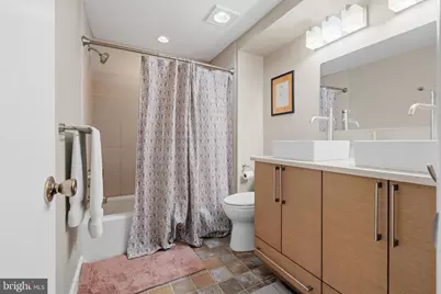 520 Lombard Street #A, Philadelphia, PA 19147 - Photo 19