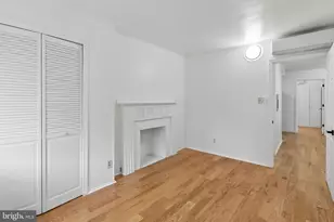 1225 Spruce St, Philadelphia, PA 19107 - Photo 15