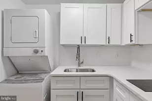 1225 Spruce St, Philadelphia, PA 19107 - Photo 5