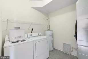 2005 Carpenter St, Philadelphia, PA 19146 - Photo 25