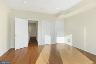 2005 Carpenter St, Philadelphia, PA 19146 - Photo 23
