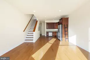 2005 Carpenter St, Philadelphia, PA 19146 - Photo 9
