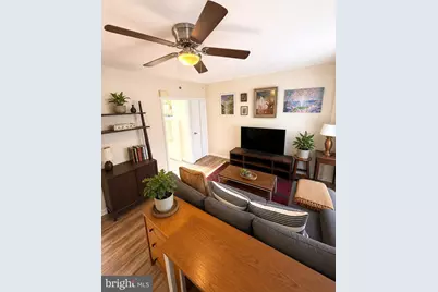 557 N 16th Street #3F, Philadelphia, PA 19130 - Photo 5