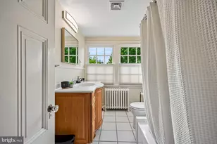 326 W Allens Ln, Philadelphia, PA 19119 - Photo 39