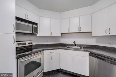 2020 Walnut Street #29J, Philadelphia, PA 19103 - Photo 7