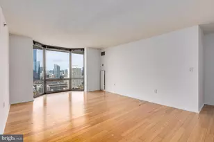 2020 Walnut St, Philadelphia, PA 19103 - Photo 3
