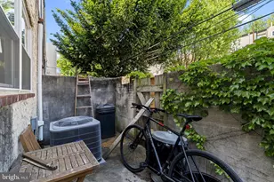 1524 S Iseminger St, Philadelphia, PA 19147 - Photo 19