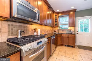 649 Hermitage St, Philadelphia, PA 19128 - Photo 17