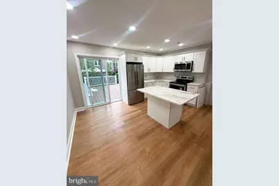 639 E Raymond Street, Philadelphia, PA 19120 - Photo 5