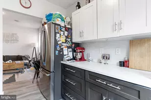 125 W Susquehanna Ave, Philadelphia, PA 19122 - Photo 9