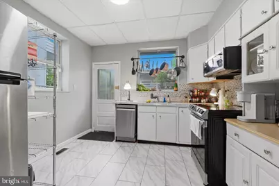 2241 S Carlisle Street, Philadelphia, PA 19145 - Photo 9