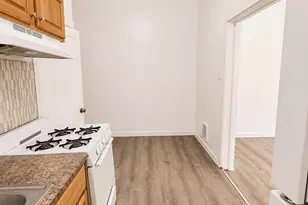 7020 Woodland Ave, Philadelphia, PA 19142 - Photo 5