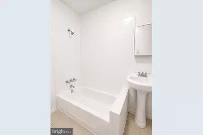7020 Woodland Avenue, Philadelphia, PA 19142 - Photo 17