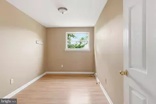 2217 Hoffnagle St, Philadelphia, PA 19152 - Photo 9