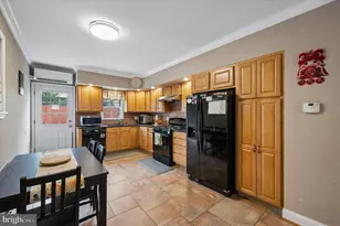 2530 S 11th St, Philadelphia, PA 19148 - Photo 9
