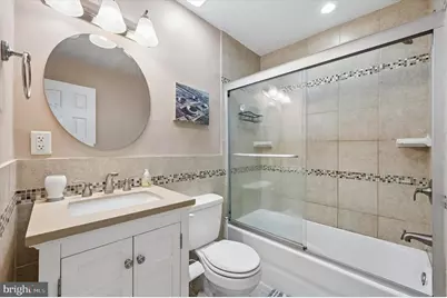 2530 S 11th Street, Philadelphia, PA 19148 - Photo 19