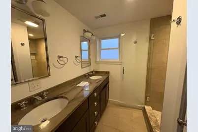 1620 E Berks Street, Philadelphia, PA 19125 - Photo 9