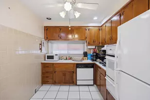 1828 Carwithan St, Philadelphia, PA 19152 - Photo 7