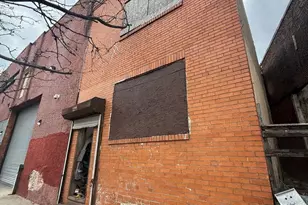 1327 S 49th St, Philadelphia, PA 19143 - Photo 9