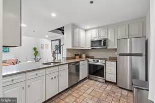 627 N 18th St, Philadelphia, PA 19130 - Photo 7