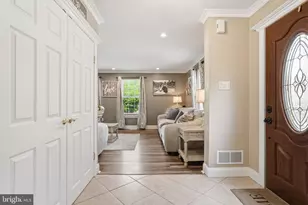 232 Greendale Rd, Philadelphia, PA 19154 - Photo 5