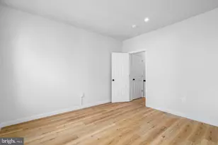438 Dudley St, Philadelphia, PA 19148 - Photo 13