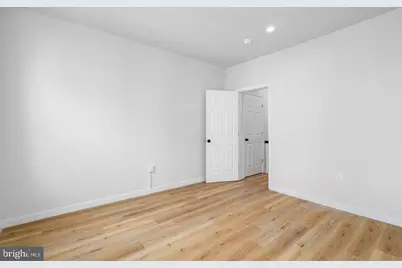 438 Dudley Street, Philadelphia, PA 19148 - Photo 13