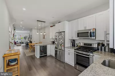 2425 Wharton Street, Philadelphia, PA 19146 - Photo 13