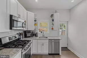 2425 Wharton St, Philadelphia, PA 19146 - Photo 25