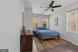 2425 Wharton St, Philadelphia, PA 19146 - Photo 23