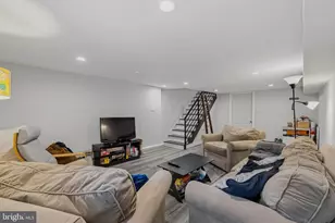 2425 Wharton St, Philadelphia, PA 19146 - Photo 27