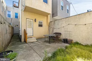 2425 Wharton St, Philadelphia, PA 19146 - Photo 37