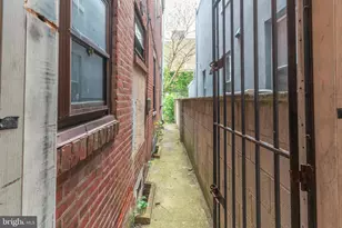 1250 S 15th St, Philadelphia, PA 19146 - Photo 27
