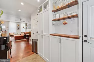 1564 E Berks St, Philadelphia, PA 19125 - Photo 11