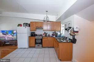 1526 Mt Vernon St, Philadelphia, PA 19130 - Photo 3