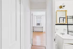 2030 Spruce St, Philadelphia, PA 19103 - Photo 11