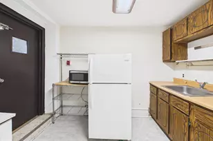 2030 Spruce St, Philadelphia, PA 19103 - Photo 7
