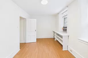 2030 Spruce St, Philadelphia, PA 19103 - Photo 13