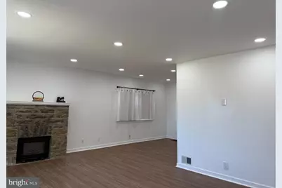 2201 Lott Street, Philadelphia, PA 19115 - Photo 5