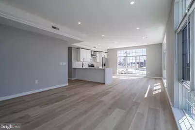 2401 Washington Avenue #3G, Philadelphia, PA 19146 - Photo 5