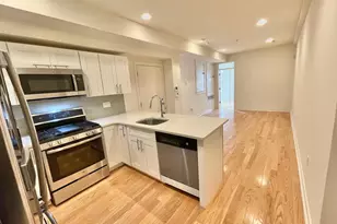 1437 Brown St, Philadelphia, PA 19130 - Photo 3
