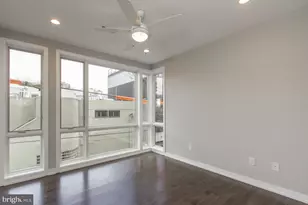 613 S 7th St, Philadelphia, PA 19147 - Photo 13