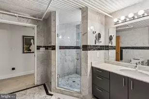 2200 Arch, Philadelphia, PA 19103 - Photo 35