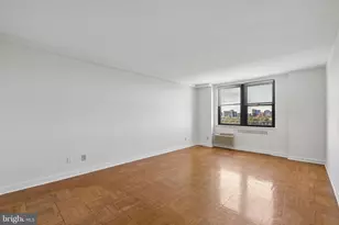 2601 Pennsylvania Ave, Philadelphia, PA 19130 - Photo 3