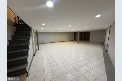 2033 W Passyunk Avenue #1ST FLOOR, Philadelphia, PA 19145 - Photo 5