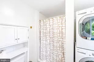 566 Martin St, Philadelphia, PA 19128 - Photo 11