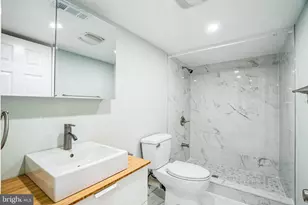 435 N 32nd St, Philadelphia, PA 19104 - Photo 11