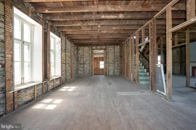 3-5 E Chestnut Hill Avenue, Philadelphia, PA 19118 - Photo 11