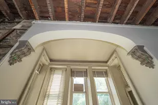 35 E Chestnut Hill Ave, Philadelphia, PA 19118 - Photo 17