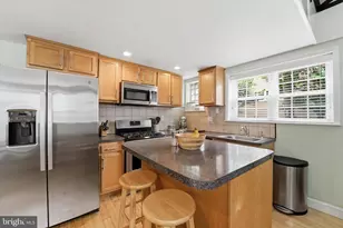 941 Montrose St, Philadelphia, PA 19147 - Photo 9